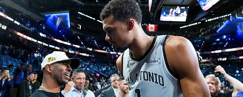 Stephon Castle, Spurs players shocked at Clippers’ Chris Paul decision