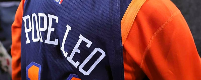 Pope Leo obviously smote Spike Lee for wearing Knicks jersey with his name on it