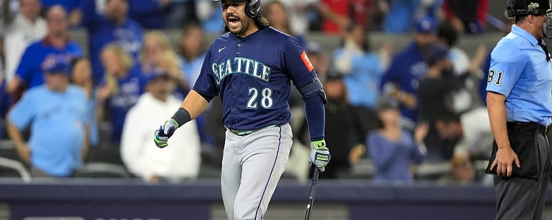 Red Sox writer makes attention-grabbing Eugenio Suarez prediction