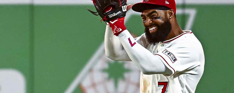 Angels outfielder Jo Adell makes wild HR robbery vs. Guardians for 5th of the season
