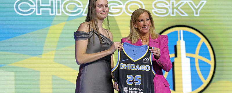 Sky’s 2025 No. 10 pick signs with Kentucky after No. 11 pick Hailey Van Lith gets cut