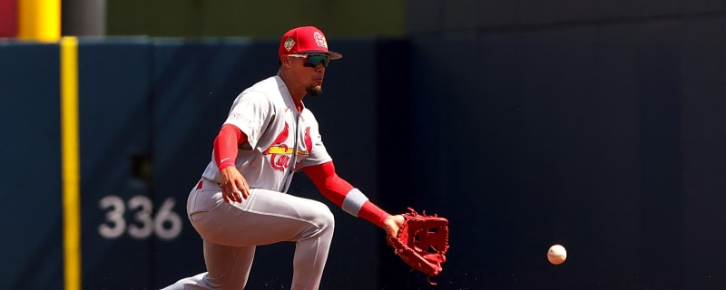 Cardinals make big roster move before Reds clash