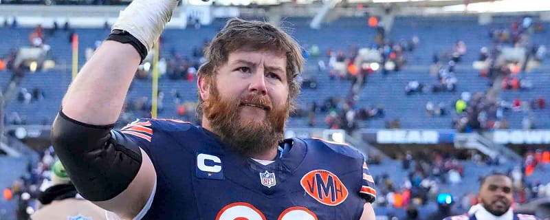 Will Joe Thuney be full-time LT for Bears after playoff switch due to major injury?