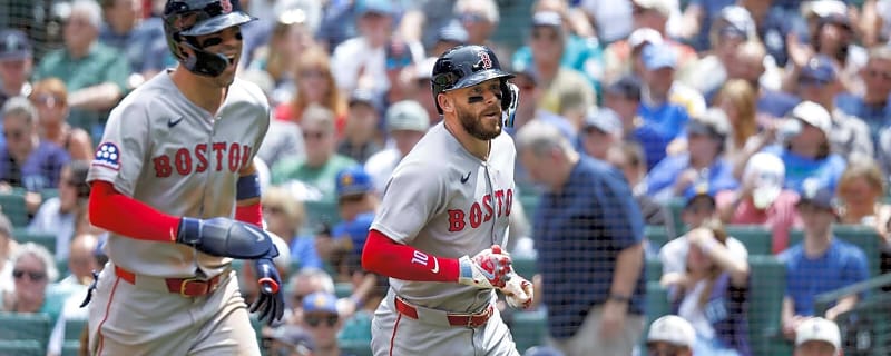Embarrassing Red Sox double play gaffe adds fuel to fire amid poor start