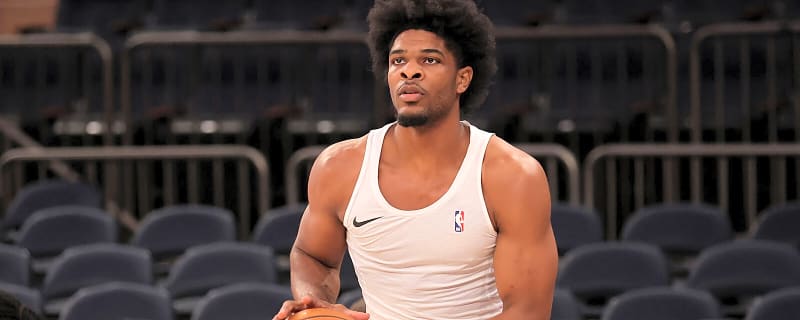 Watch Blazers’ Scoot Henderson get a standing ovation before 2026 debut