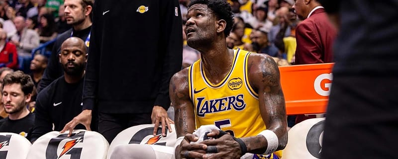 Lakers’ Deandre Ayton briefly detained for marijuana possession