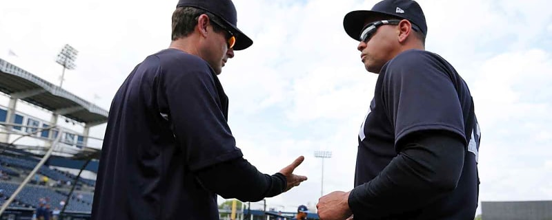 Yankees’ Aaron Boone the butt of Alex Rodriguez joke after showing up to game with limp