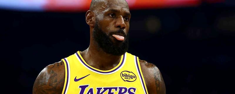 Lakers’ LeBron James erupts with ‘disrespectful’ take on Bill Belichick snub