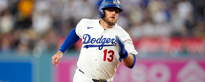 Dodgers’ Dave Roberts shares pivotal Max Muncy update after injury scare