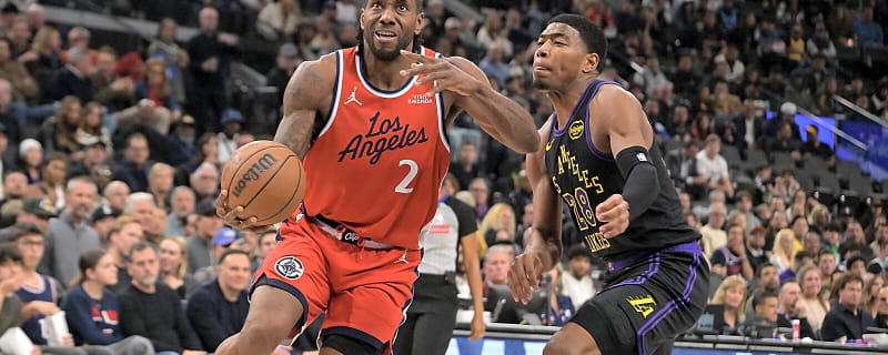 Clippers’ Kawhi Leonard’s minutes restriction had him getting antsy as LA almost choked vs. Lakers