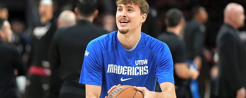 Mavericks’ Cooper Flagg reacts to recent 3-point shooting woes