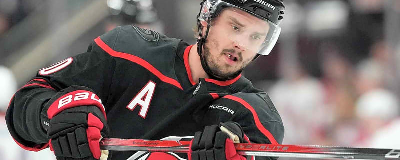 Hurricanes hit historic lowpoint in Game 1 vs. Canadiens