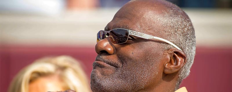 Vikings legend Alan Page upset after false claim about ICE protest