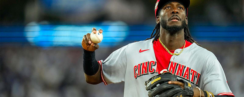 Reds’ Elly De La Cruz played with quad strain, per team president