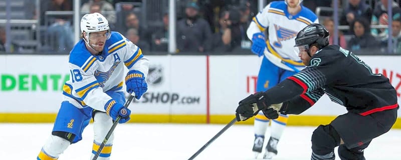 Blues’ Robert Thomas says he was never asked to waive no-trade clause