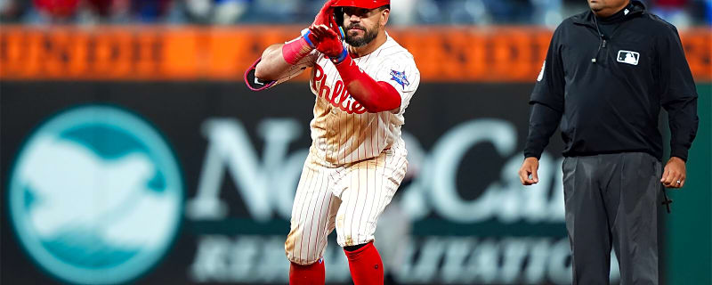 Kyle Schwarber has Lou Gehrig-type day in doubleheader sweep of Giants