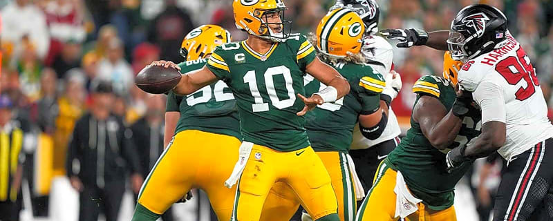 Packers’ dreadful running game gives Falcons a new record while hitting historic low