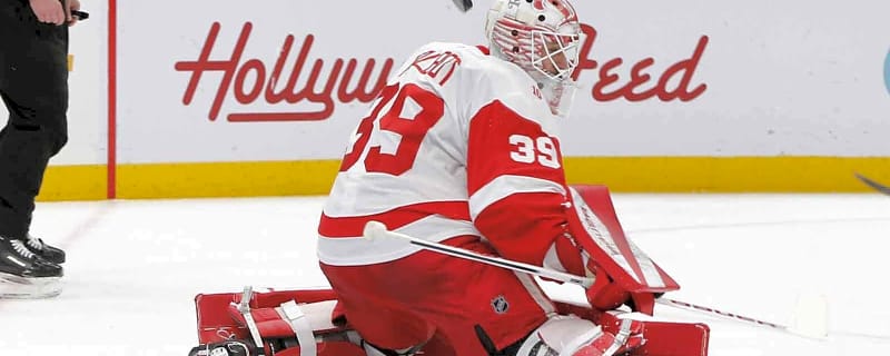 Red Wings GM Steve Yzerman takes subtle shot at goaltending