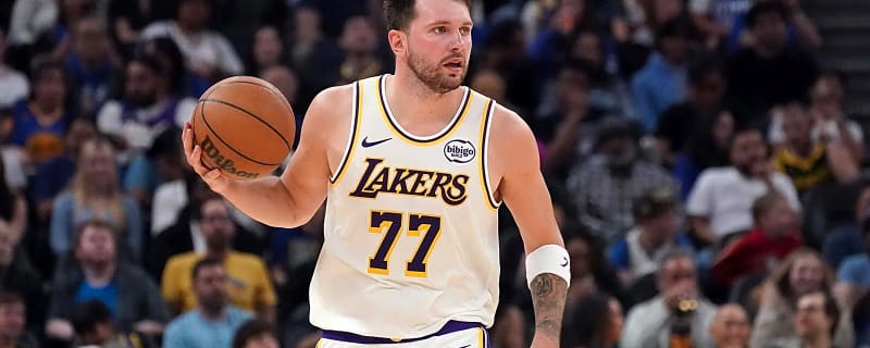 Lakers’ Luka Doncic shares special moment with Stephen Curry after win over Warriors