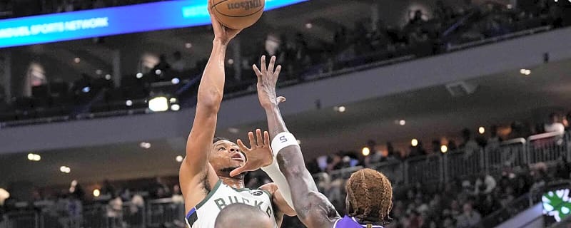 Deandre Ayton fires back at ‘no defense’ critics