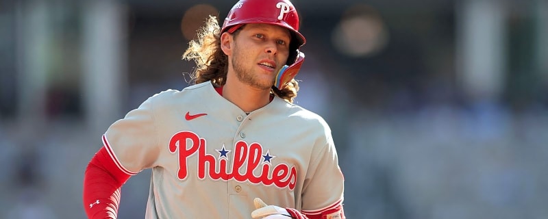 Mets Should Target Phillies Free Agent To Fill Void At First Base