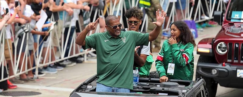 Marques Johnson proves he’s still got it with dunk on 70th birthday