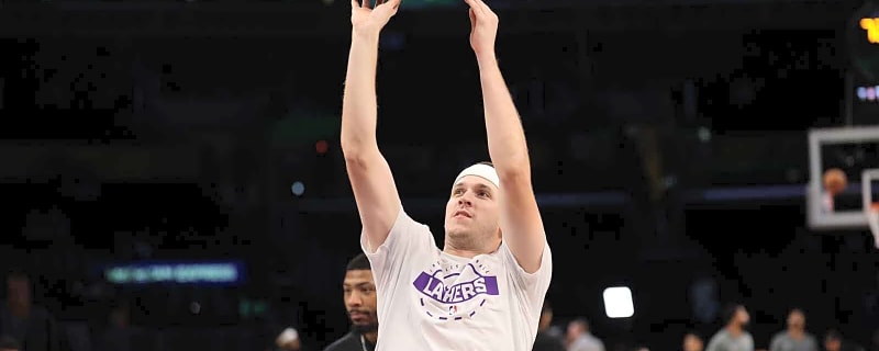 Lakers’ Austin Reaves stuns crowd after posterizing Thunder players