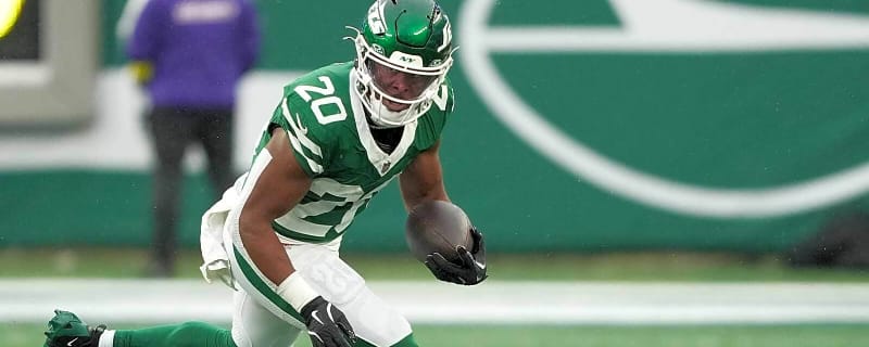 Breece Hall throws shade at old Jets teams after offseason makeover