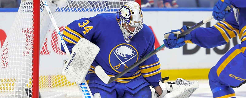 How ‘confident’ Alex Lyon settled into Game 3 vs. Bruins