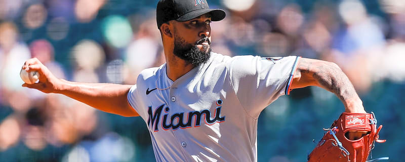 Marlins drop new teal throwback jersey