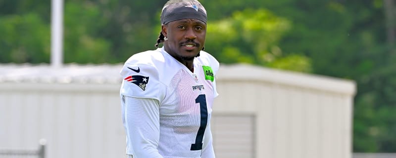 Patriots’ Drake Maye, A.J. Brown absolutely cooked Eagles’ vaunted defense in joint practice