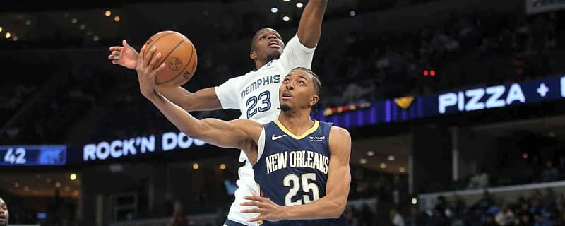 Watch Pelicans’ Trey Murphy III hit a circus shot plus an and-1 vs. Grizzlies