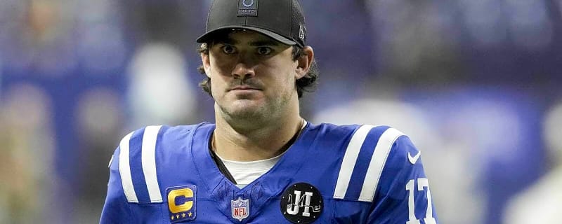 Colts’ Daniel Jones’ 3-word message to teammate after injury proves QB’s toughness