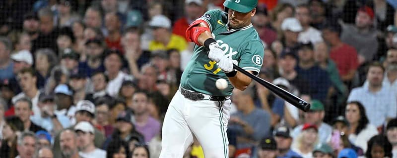 Red Sox make Nathaniel Lowe DFA move