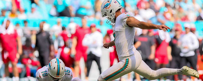 Giants add ex-Dolphins kicker with latest signing