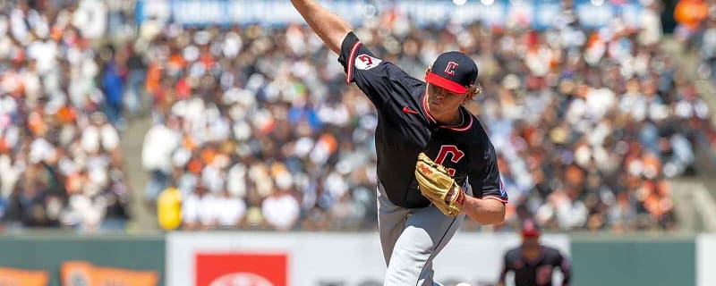 Blue Jays add ex-Guardians reliever with heartwarming story