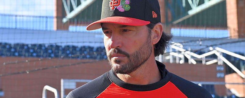 Giants receive 2 important injury updates at spring training