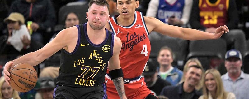 Dwyane Wade gives Lakers harsh reality check while getting smoked by Clippers