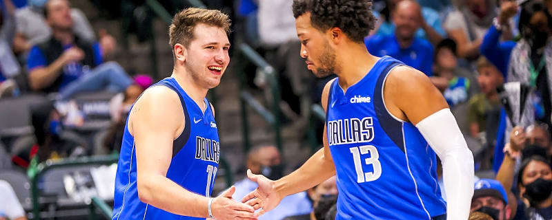 Knicks’ Jalen Brunson drops mic on Mavericks fumbling him, Luka Doncic