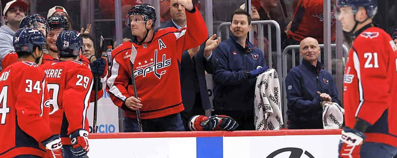 Capitals’ John Carlson passes Nicklas Backstrom on all-time list during Kings win