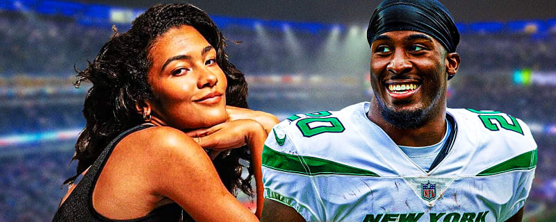 Jets’ Breece Hall gives ‘elite’ review of Olivia Dean’s album