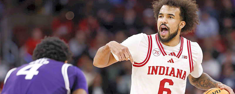 Indiana basketball loses starting guard to transfer portal