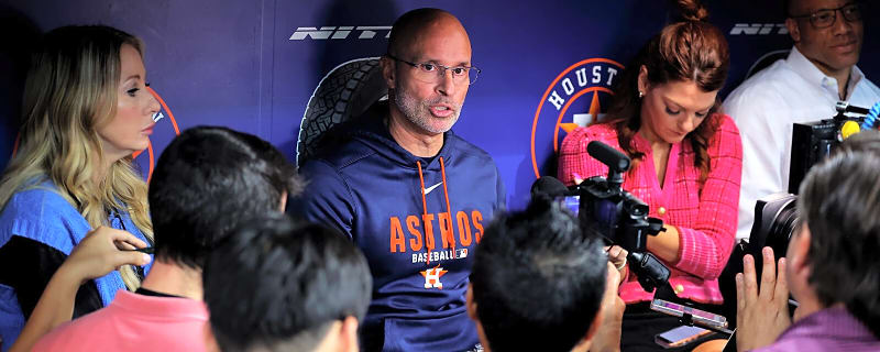 Astros announce 2 roster moves ahead of Cubs series