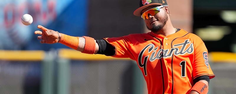 Giants’ Luis Arraez keeps impressive hit streak going on Opening Day vs. Yankees