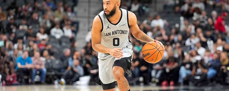 Veteran guard returns to Spurs on one-year contract