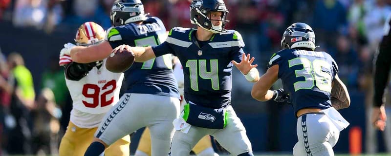 49ers’ Dre Greenlaw tossed from Seahawks clash for hitting Sam Darnold late, head-butting Ernest Jones IV