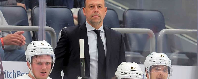 Bruins sign James Hagens to 3-year contract
