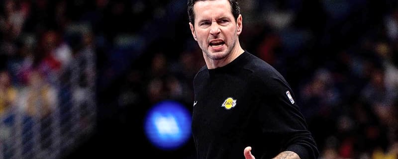 Lakers HC JJ Redick’s shirt before Bucks game sends a big message to Deandre Ayton