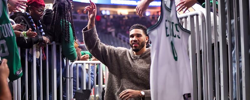 Derrick White reacts to Jayson Tatum workout that has fans itching for injury return