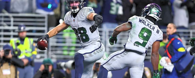 Seahawks take control of NFC race with wild OT win over Rams